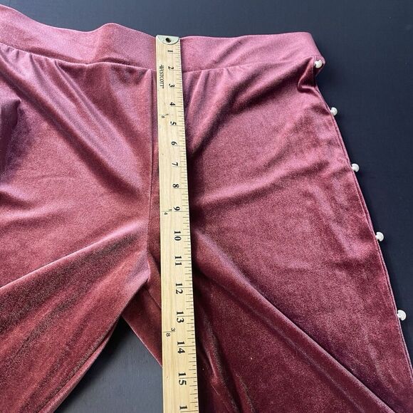 Torrid Platinum Velvet Leggings Pearl Accents Soft Size 2 Womens Athletic Used - Picture 7 of 13